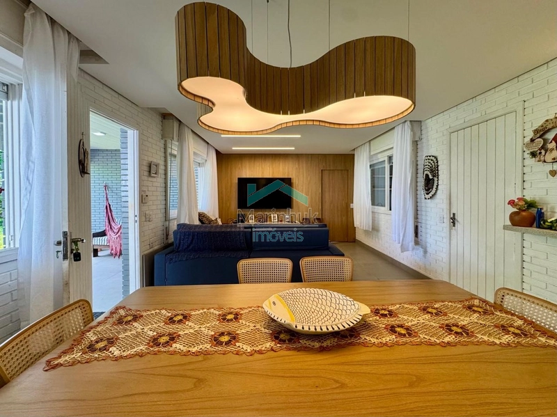 CASA À VENDA EM ATLÂNTIDA: 10ª foto da galeria de imagens do imóvel
