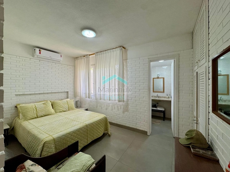 CASA À VENDA EM ATLÂNTIDA: 14ª foto da galeria de imagens do imóvel