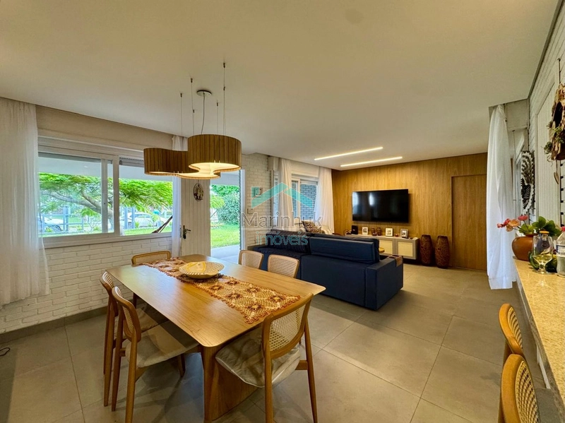CASA À VENDA EM ATLÂNTIDA: 9ª foto da galeria de imagens do imóvel
