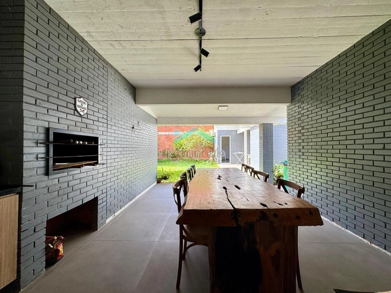 CASA À VENDA EM ATLÂNTIDA: 18ª foto da galeria de imagens do imóvel