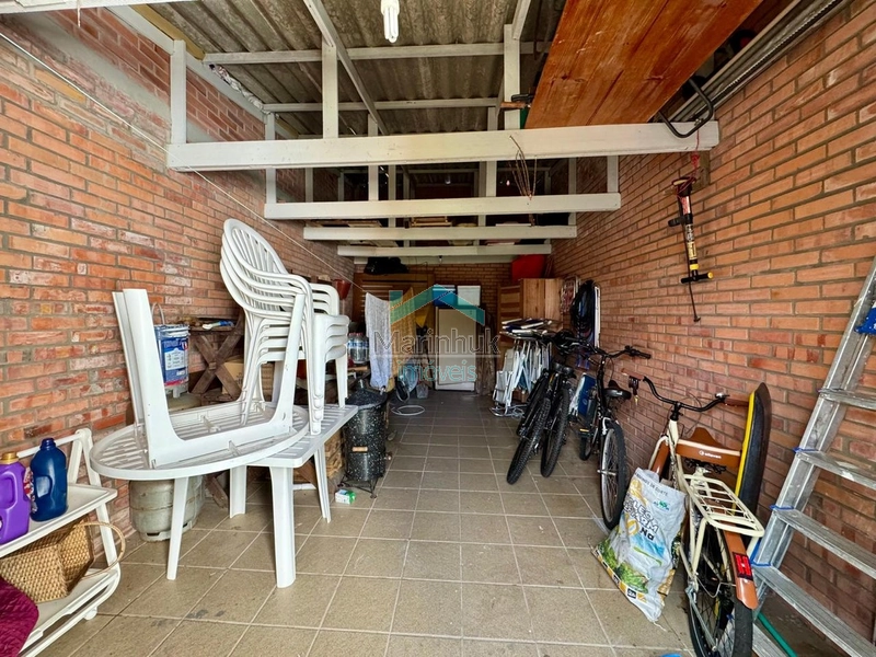 CASA À VENDA EM ATLÂNTIDA: 23ª foto da galeria de imagens do imóvel