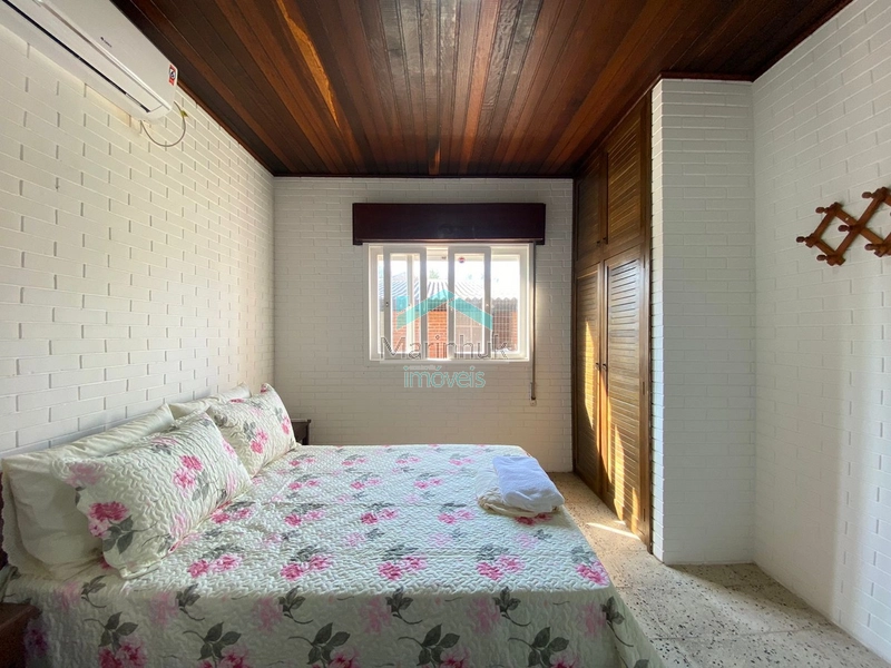 CASA À VENDA EM ATLÂNTIDA: 11ª foto da galeria de imagens do imóvel