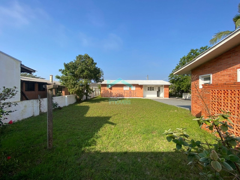 CASA À VENDA EM ATLÂNTIDA: 21ª foto da galeria de imagens do imóvel