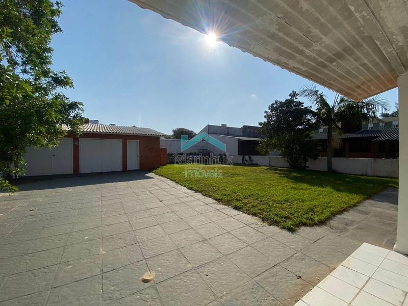 CASA À VENDA EM ATLÂNTIDA: 17ª foto da galeria de imagens do imóvel