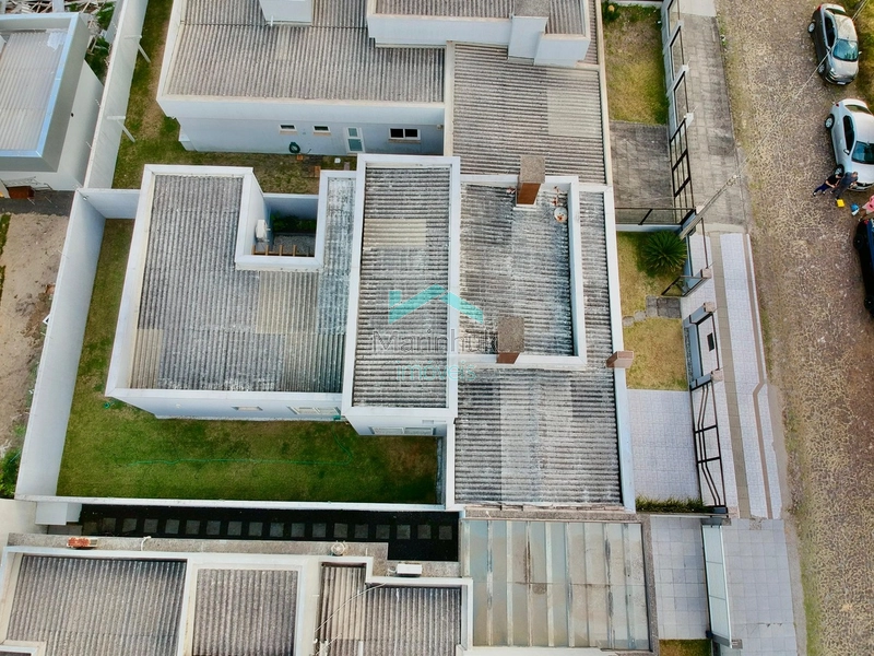 CASA À VENDA EM ATLÂNTIDA SUL: 6ª foto da galeria de imagens do imóvel