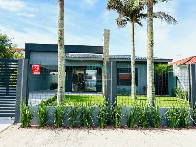 CASA À VENDA EM RAINHA DO MAR: 1ª foto da galeria de imagens do imóvel