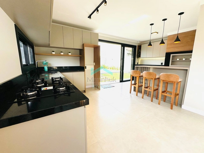 CASA À VENDA EM RAINHA DO MAR: 22ª foto da galeria de imagens do imóvel
