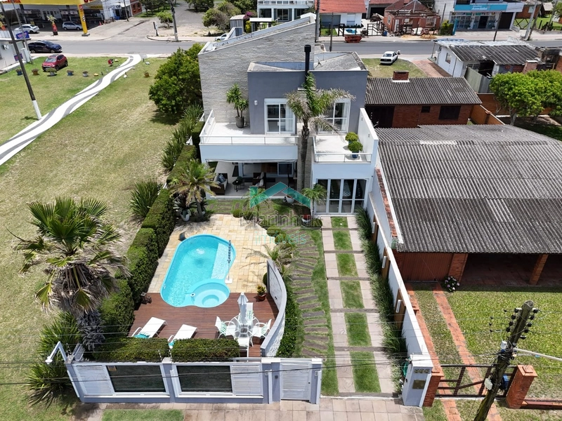 SOBRADO À VENDA EM RAINHA DO MAR: 13ª foto da galeria de imagens do imóvel