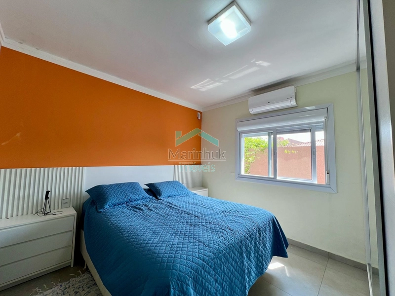 CASA À VENDA NO ARPOADOR: 4ª foto da galeria de imagens do imóvel