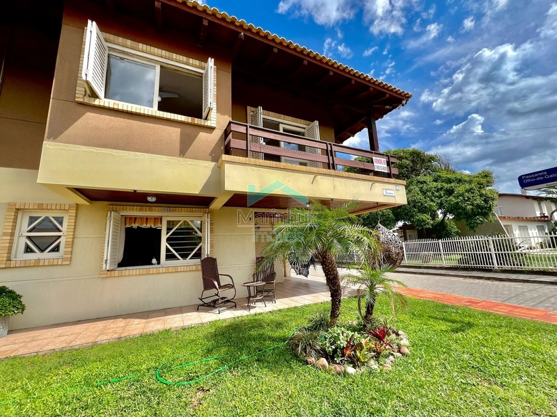 SOBRADO DUPLEX À VENDA EM RAINHA DO MAR: 1ª foto da galeria de imagens do imóvel