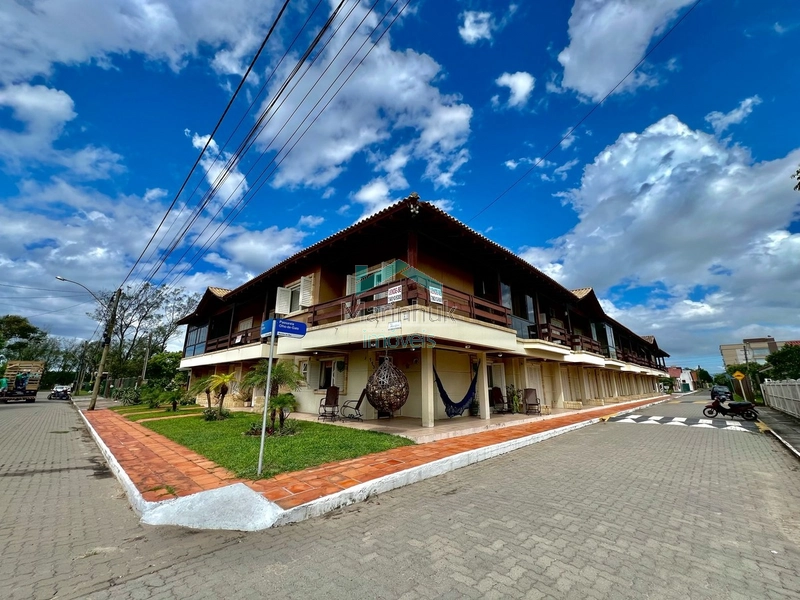 SOBRADO DUPLEX À VENDA EM RAINHA DO MAR: 3ª foto da galeria de imagens do imóvel