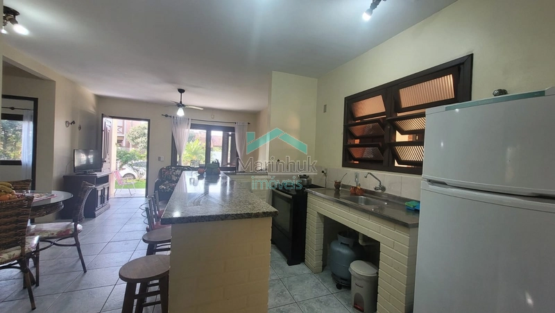 CASA À VENDA EM RAINHA DO MAR: 7ª foto da galeria de imagens do imóvel