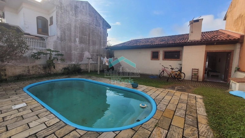 CASA À VENDA EM RAINHA DO MAR: 1ª foto da galeria de imagens do imóvel