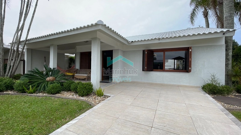 CASA À VENDA EM XANGRI LÁ: 1ª foto da galeria de imagens do imóvel