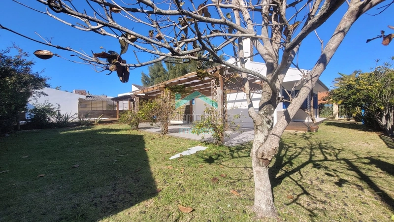 CASA COM 02 LOTES À VENDA EM NOIVA DO MAR: 3ª foto da galeria de imagens do imóvel