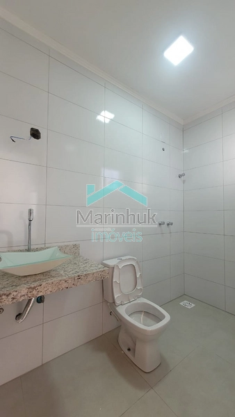 CASAS GEMINADAS À VENDA EM RAINHA DO MAR: 7ª foto da galeria de imagens do imóvel