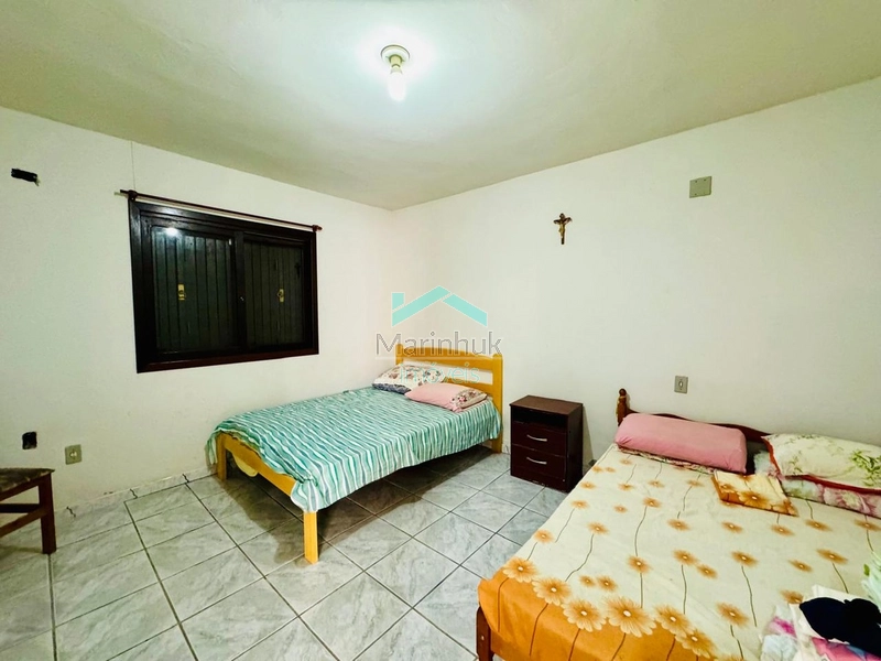 CASA À VENDA EM RAINHA DO MAR: 4ª foto da galeria de imagens do imóvel