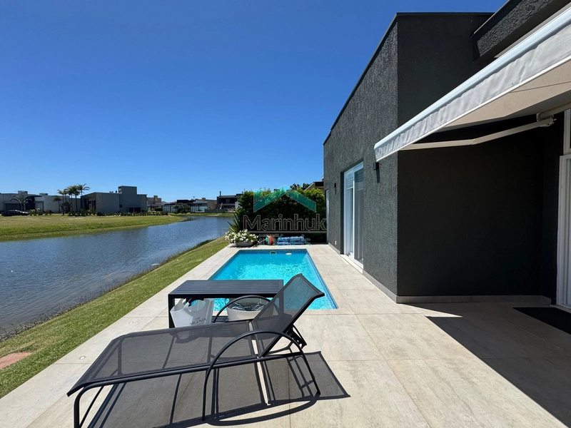 CASA À VENDA NO CONDOMÍNIO RIVIERA: 32ª foto da galeria de imagens do imóvel
