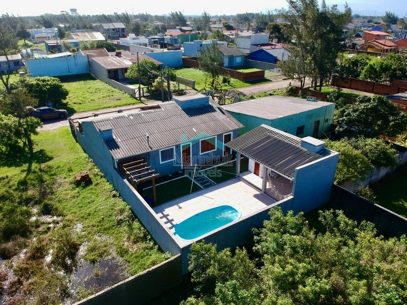 CASA À VENDA EM ATLÂNTIDA SUL: 8ª foto da galeria de imagens do imóvel