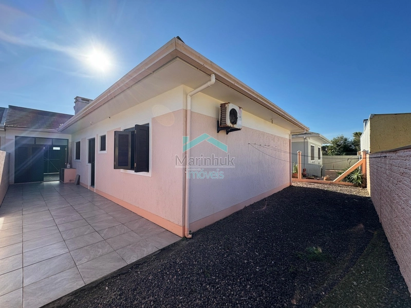 CASA À VENDA EM ATLÂNTIDA SUL: 18ª foto da galeria de imagens do imóvel