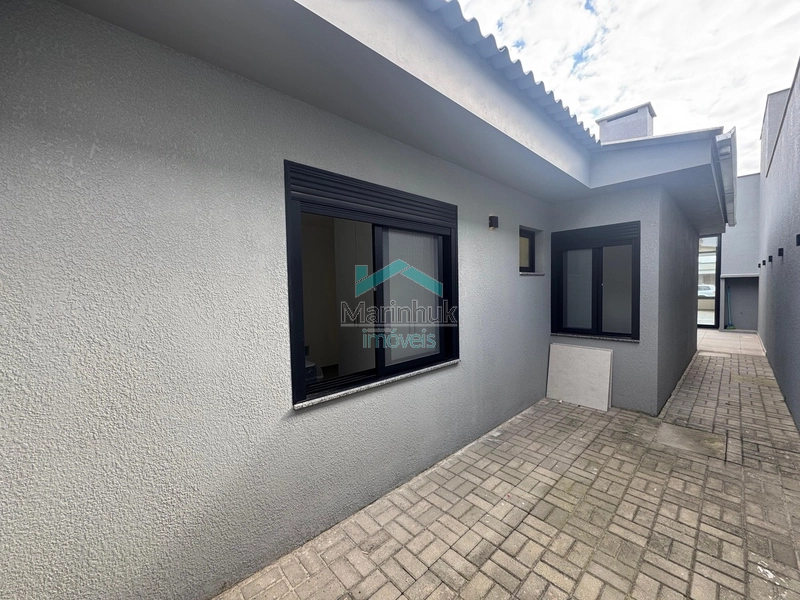 CASA À VENDA EM XANGRI LÁ: 2ª foto da galeria de imagens do imóvel