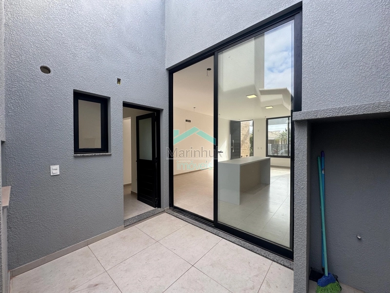 CASA À VENDA EM XANGRI LÁ: 4ª foto da galeria de imagens do imóvel