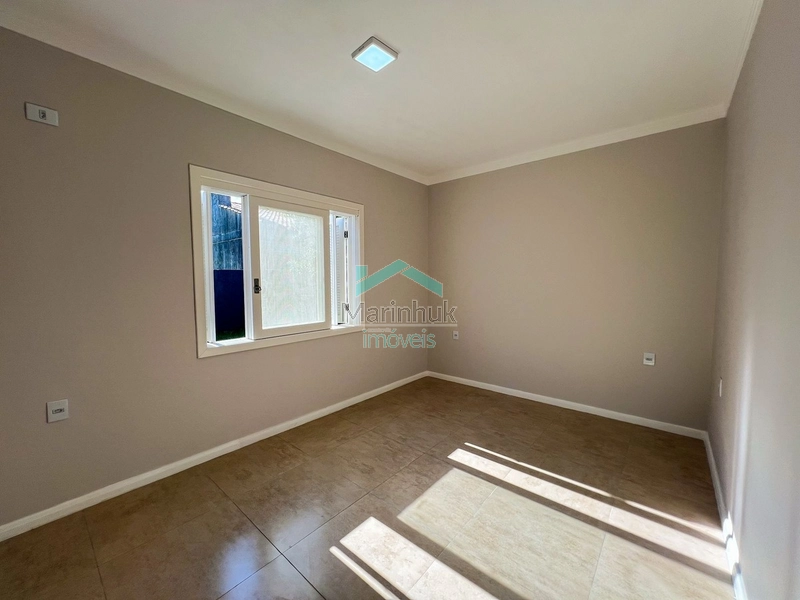 GEMINADO Á VENDA NO CENTRO DE XANGRI-LÁ: 11ª foto da galeria de imagens do imóvel