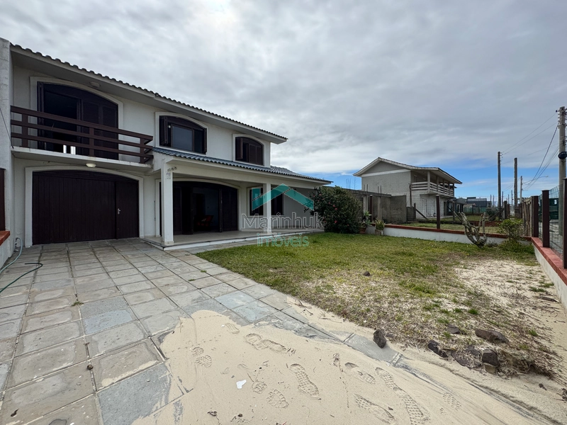 Sobrado em Rainha do Mar