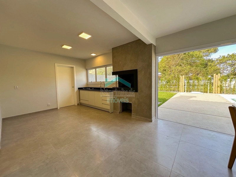 Casa em Rainha do Mar: 13ª foto da galeria de imagens do imóvel