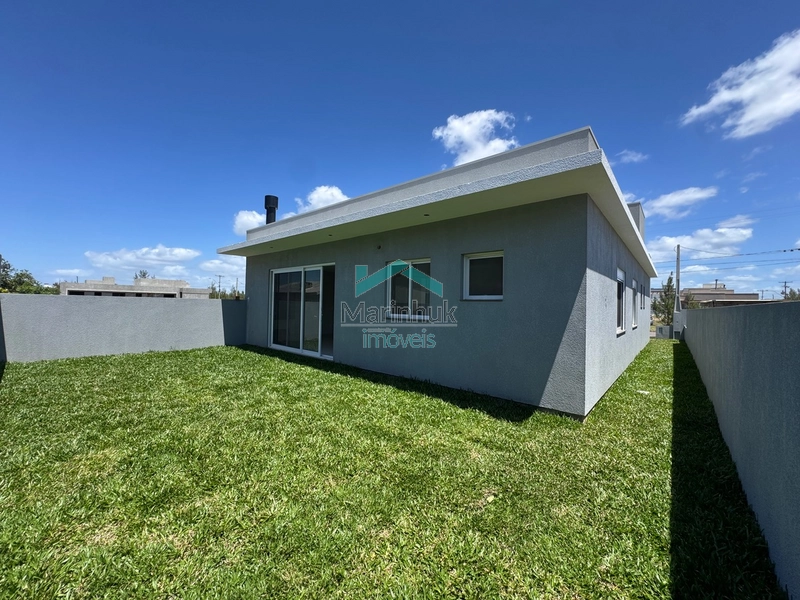 Casa em Atlântida Sul: 17ª foto da galeria de imagens do imóvel