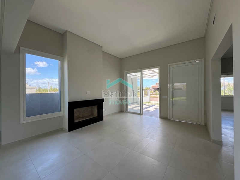 Casa em Atlântida Sul: 6ª foto da galeria de imagens do imóvel