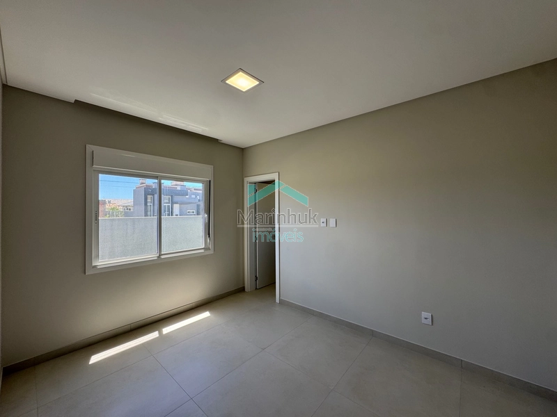 Casa em Atlântida Sul: 12ª foto da galeria de imagens do imóvel