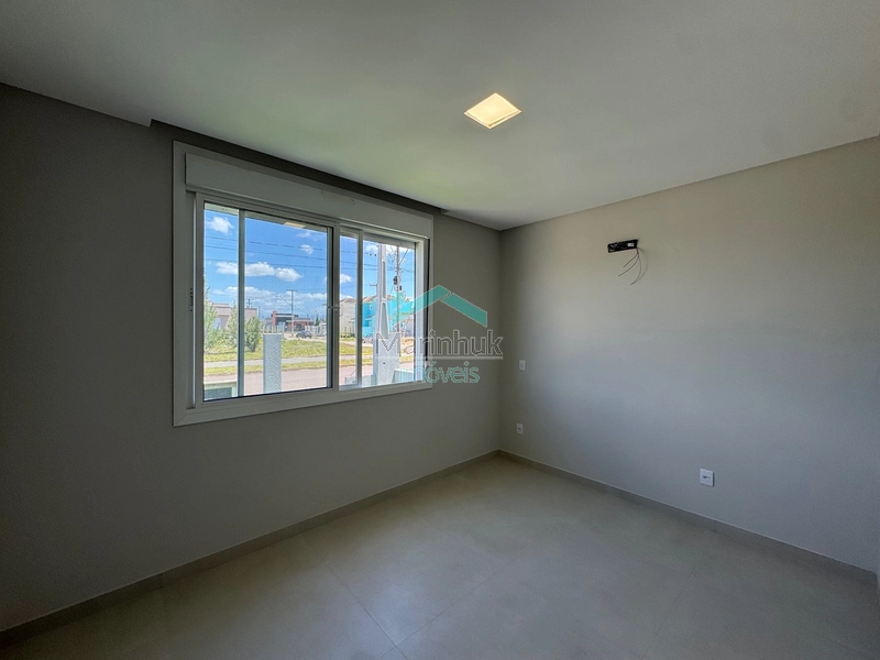 Casa em Atlântida Sul: 14ª foto da galeria de imagens do imóvel