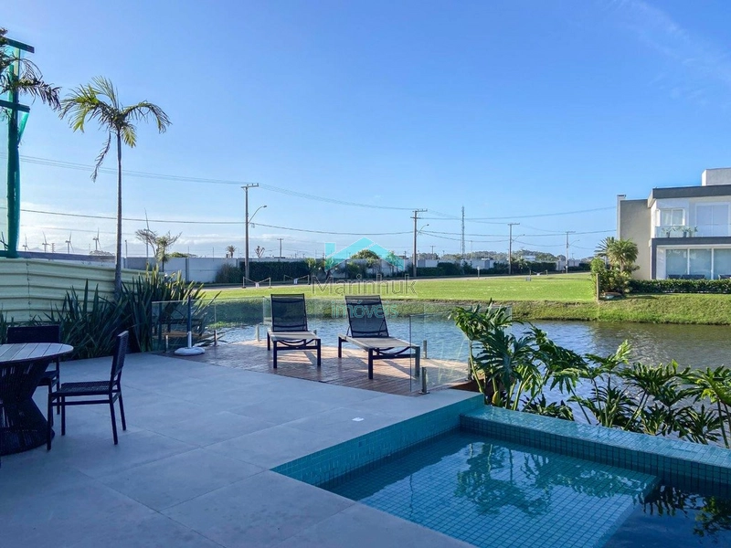 Casa em condomínio à venda em Xangri-lá, Centro: 3ª foto da galeria de imagens do imóvel