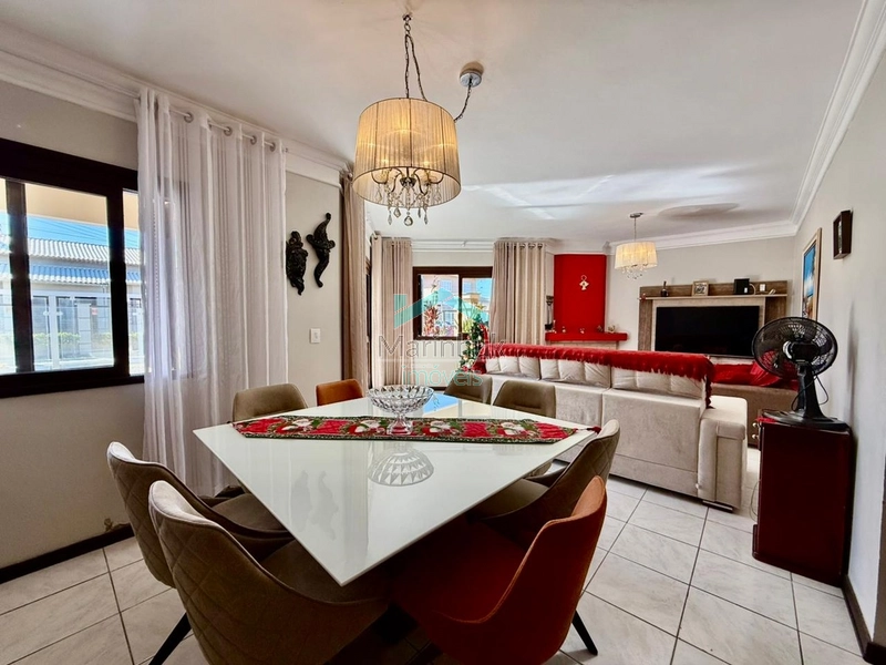 CASA À VENDA EM ATLÂNTIDA SUL: 6ª foto da galeria de imagens do imóvel