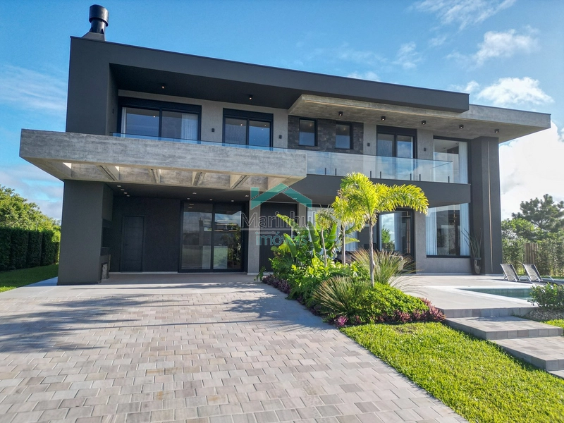 CASA À VENDA NO CONDOMINIO LAGOA DO PASSO