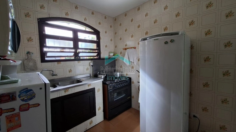 CASA À VENDA EM RAINHA DO MAR: 5ª foto da galeria de imagens do imóvel