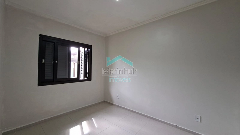 CASA À VENDA EM RAINHA DO MAR: 6ª foto da galeria de imagens do imóvel