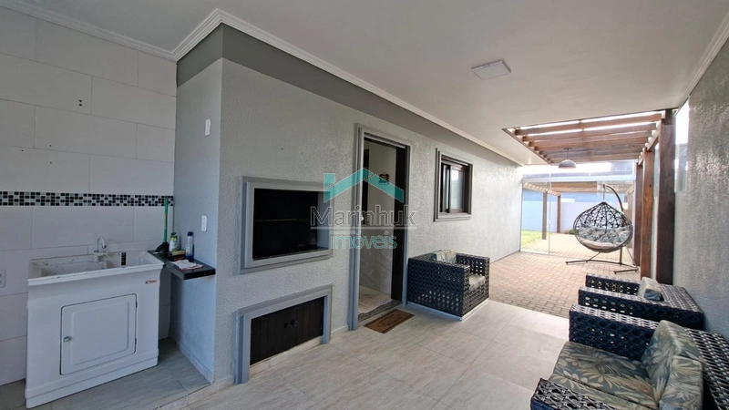 CASA À VENDA EM RAINHA DO MAR: 2ª foto da galeria de imagens do imóvel