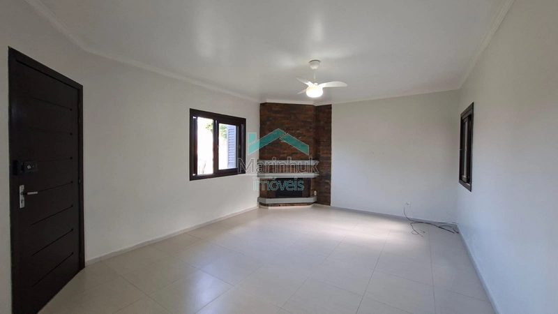 CASA À VENDA EM RAINHA DO MAR: 5ª foto da galeria de imagens do imóvel