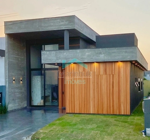 CASA À VENDA NO CONDOMINIO BLUE: 1ª foto da galeria de imagens do imóvel