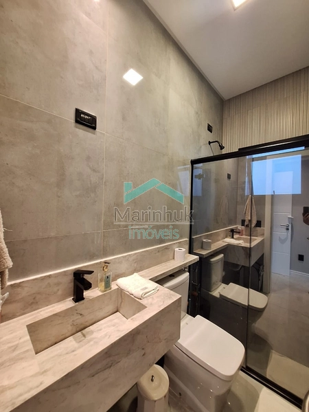 CASA À VENDA NO CONDOMINIO BLUE: 2ª foto da galeria de imagens do imóvel