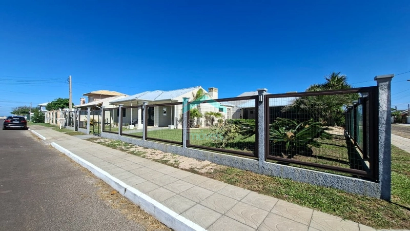 CASA COM 02 LOTES À VENDA EM ATLANTIDA SUL: 28ª foto da galeria de imagens do imóvel