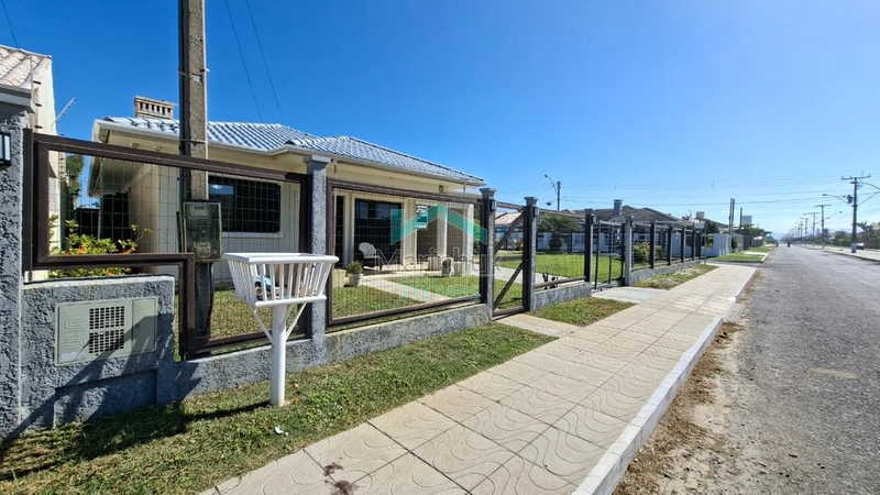 CASA COM 02 LOTES À VENDA EM ATLANTIDA SUL: 27ª foto da galeria de imagens do imóvel