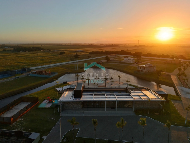 SOBRADO À VENDA NO CONDOMINIO ALLURE BEIRA DE LAGO | FRENTE NORTE: 10ª foto da galeria de imagens do imóvel