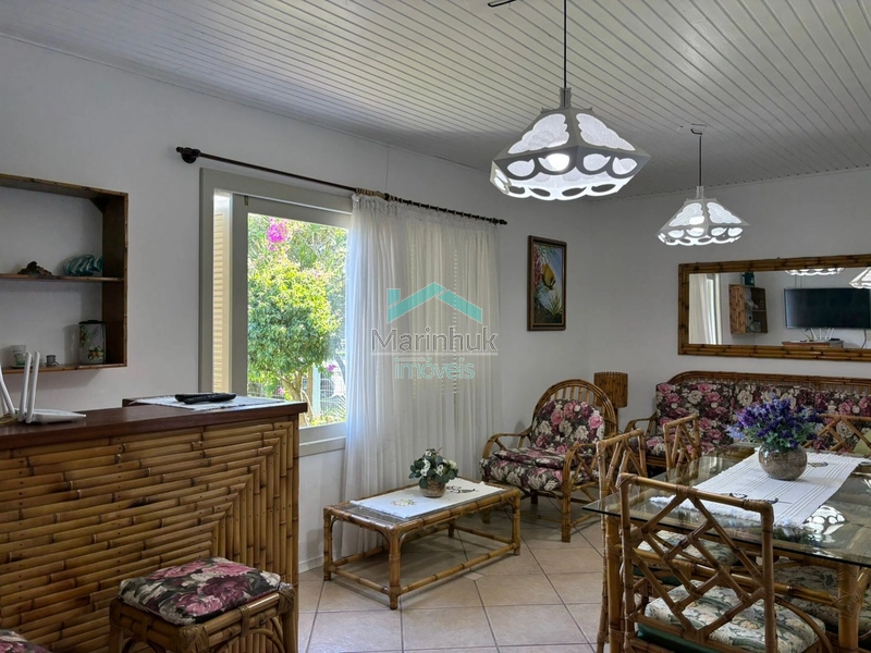 CASA À VENDA EM ATLANTIDA SUL: 2ª foto da galeria de imagens do imóvel