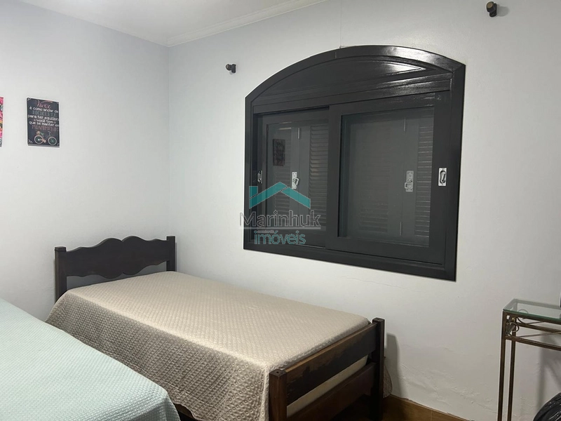 CASA À VENDA EM RAINHA DO MAR: 13ª foto da galeria de imagens do imóvel