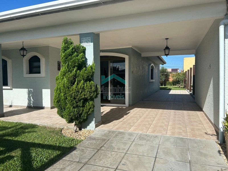 CASA À VENDA EM RAINHA DO MAR