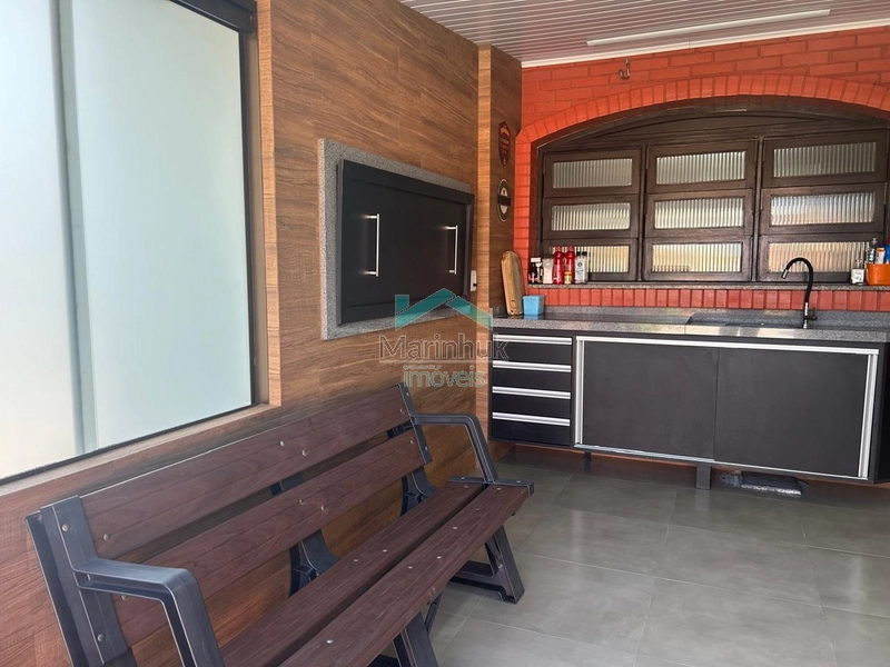 CASA À VENDA EM RAINHA DO MAR: 8ª foto da galeria de imagens do imóvel