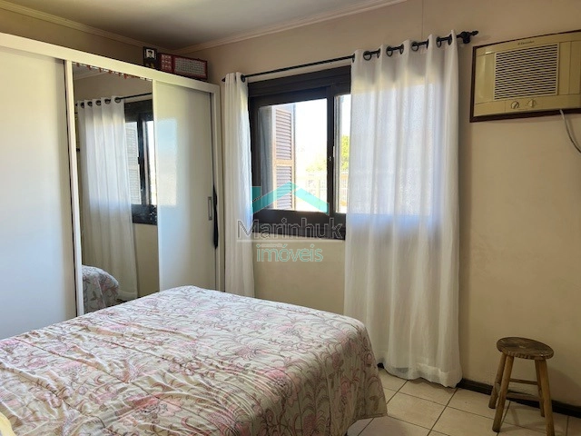 CASA À VENDA EM RAINHA DO MAR: 4ª foto da galeria de imagens do imóvel